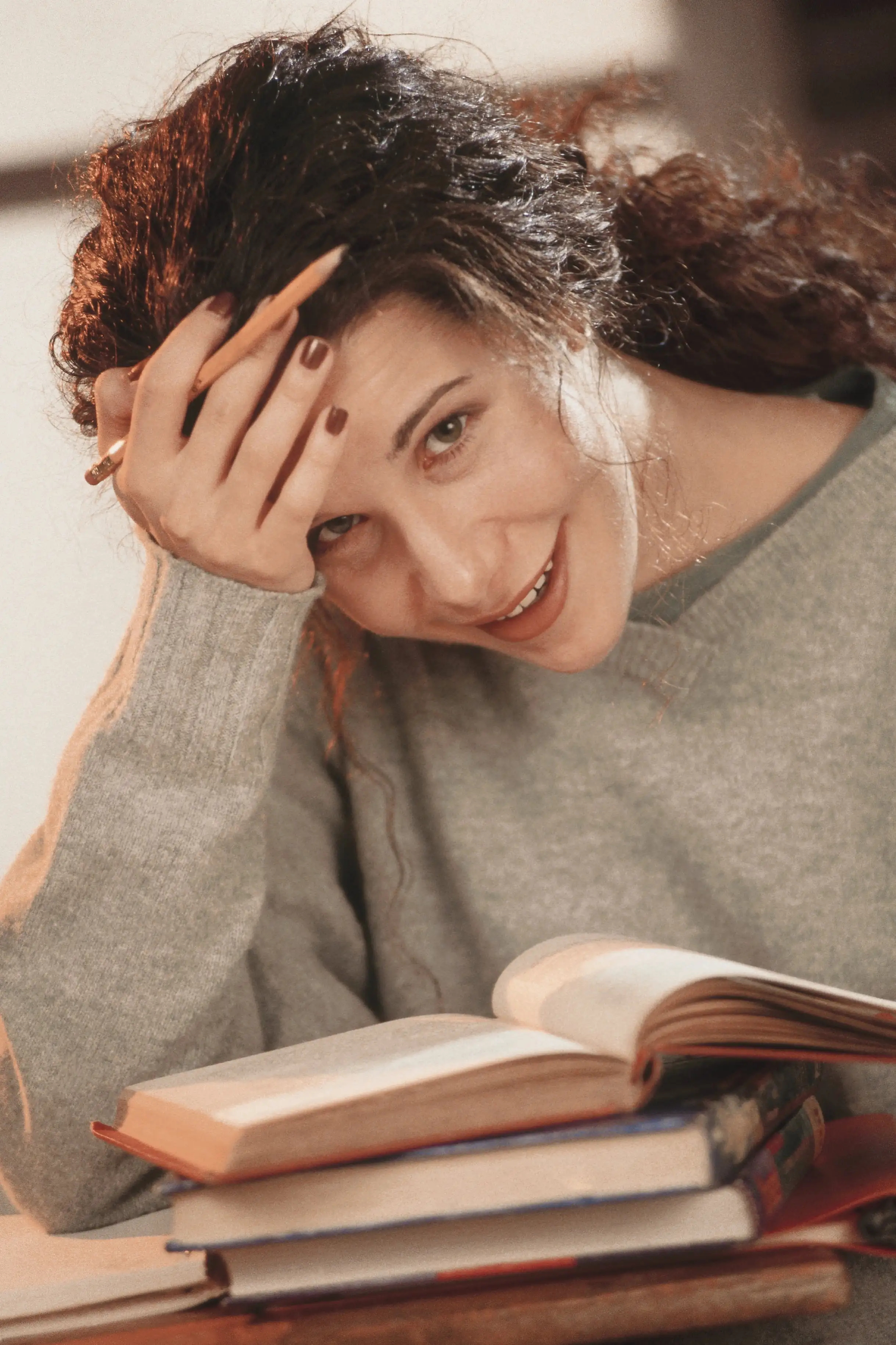 Model with books